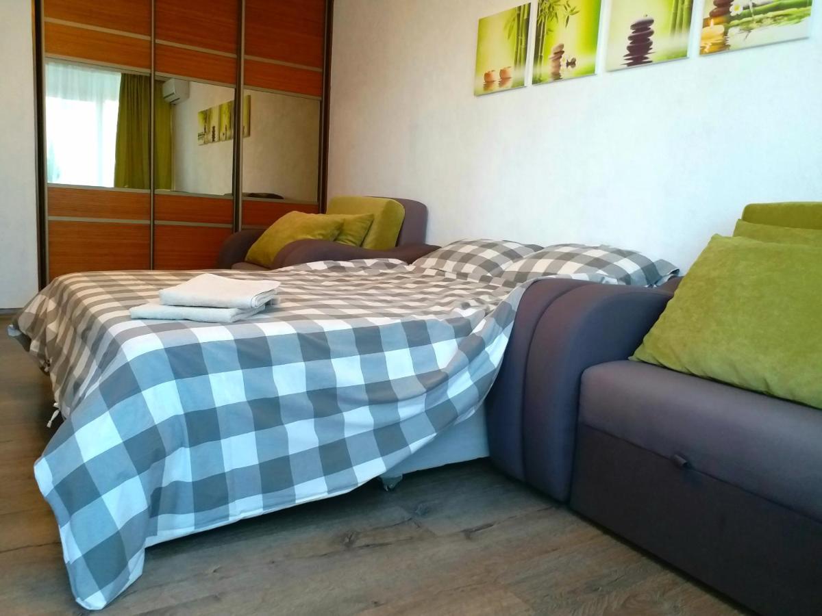 Kozzy Apartment In Kiev City Center Lu7 Kyiv Exterior foto