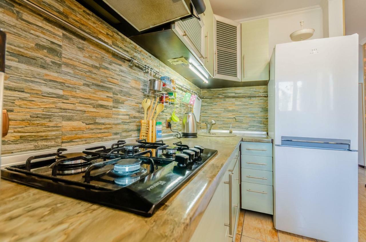 Kozzy Apartment In Kiev City Center Lu7 Kyiv Exterior foto