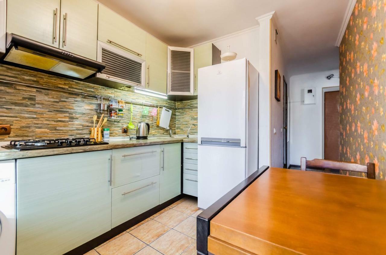 Kozzy Apartment In Kiev City Center Lu7 Kyiv Exterior foto